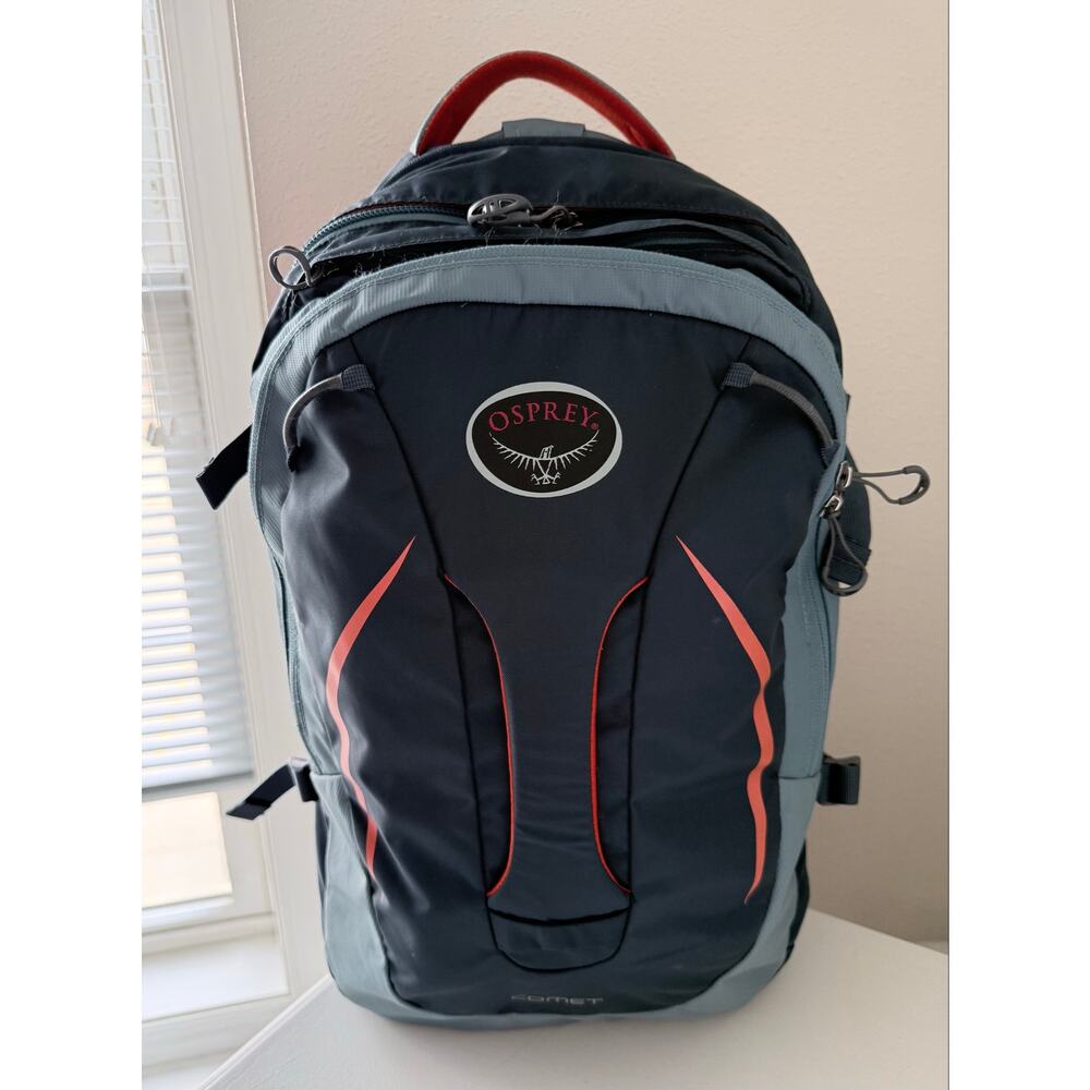 Osprey | Grayish Comet Pack Backpack Multi Handle 24/SEVEN Series | Hiking Camp